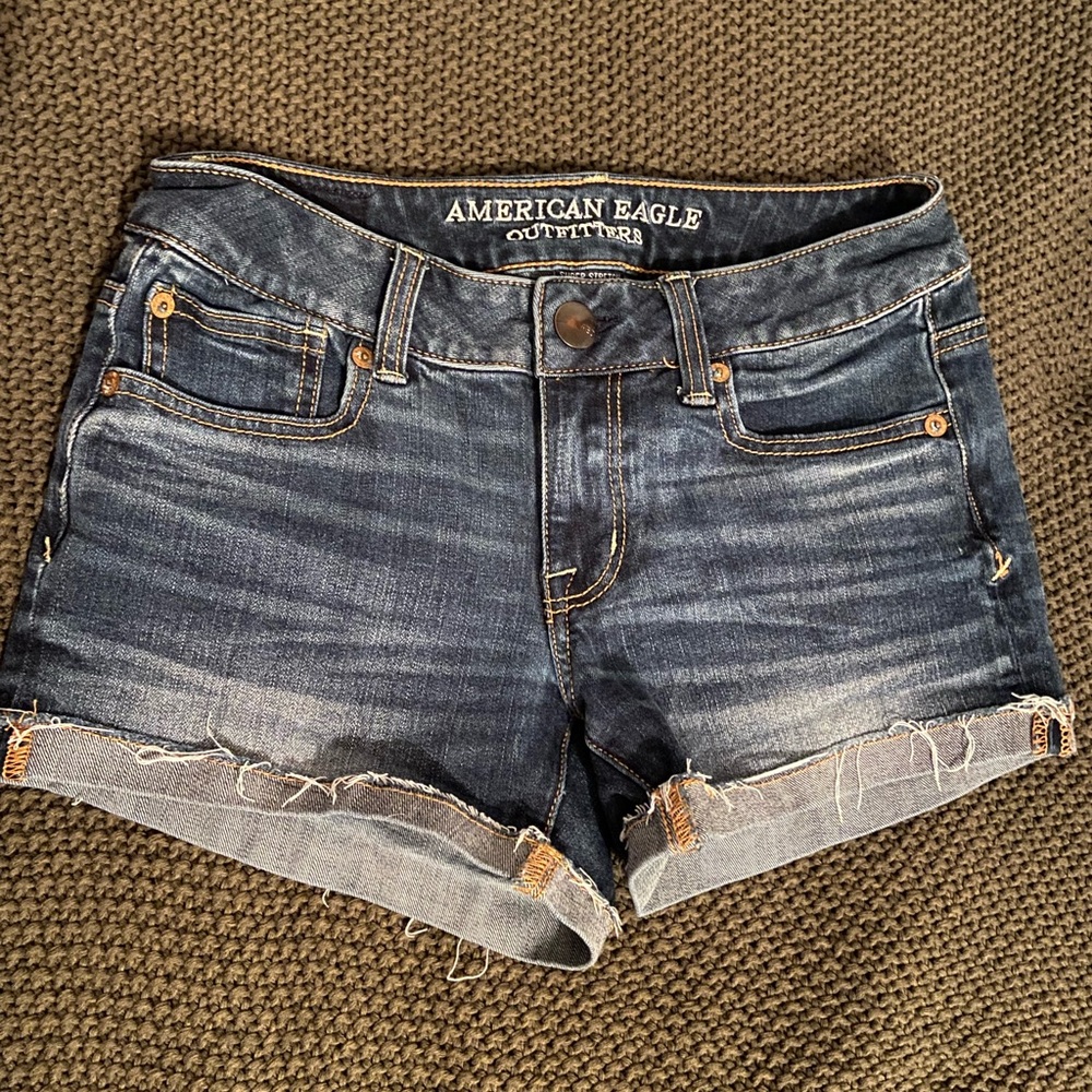 American Eagle Outfitters Dark Blue Jean Shorts Women’s Size 0
